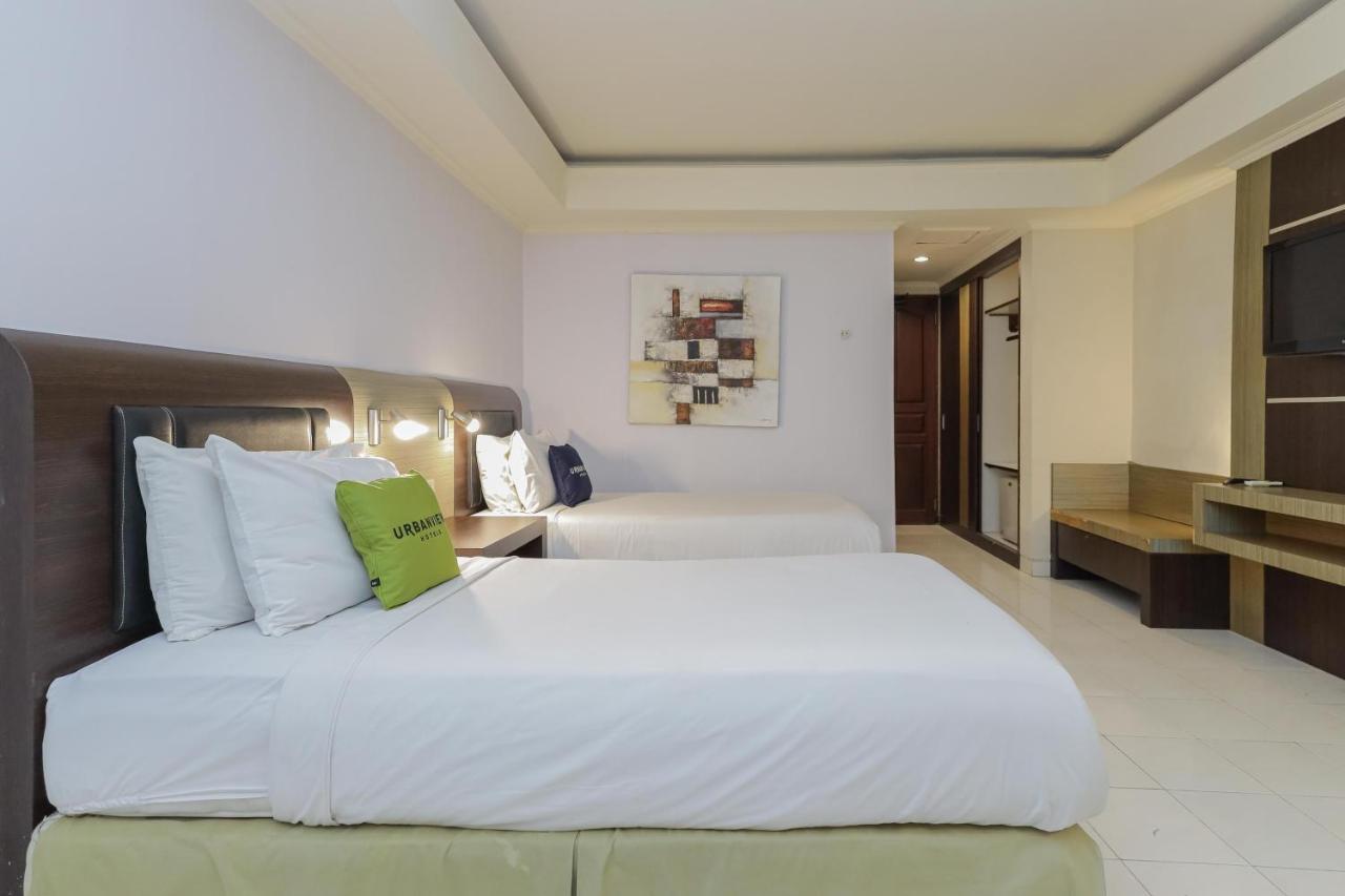 Urbanview Hotel Taman Suci Denpasar Bali Exterior foto